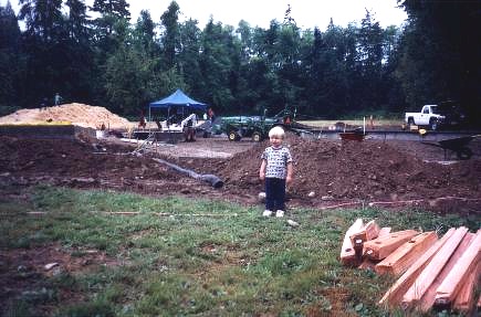 playground_before.JPG (29787 bytes)